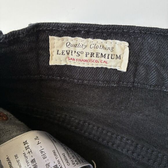 Levi’s Premium Wedgie Straight Leg Jeans Black Raw Hem Womens Size 27 Button Fly - Picture 16 of 16